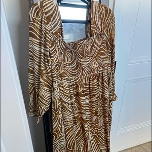 Ingrid & Isabel zebra maternity dress